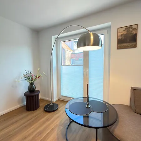 Neu & Frisch Eingerichtete Im Zentrum Von Apartamento